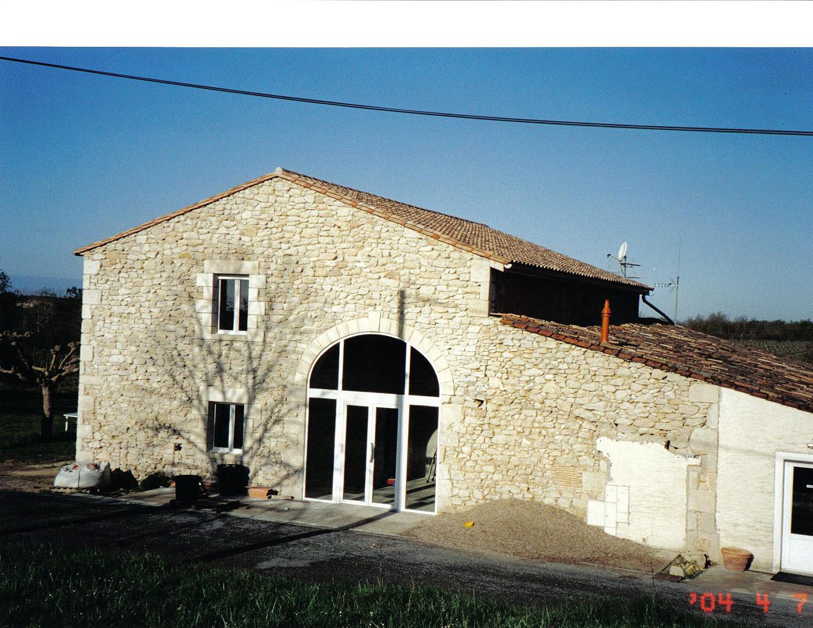 Livraison sur chantier des menuiseries cintrées aluminium