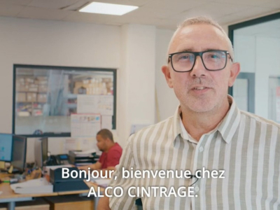 Dans les coulisses d’Alco Cintrage: la fabrication d’une menuiserie cintrée